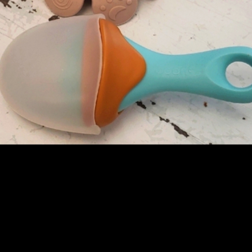 Boon Silicone Baby freeze Teether